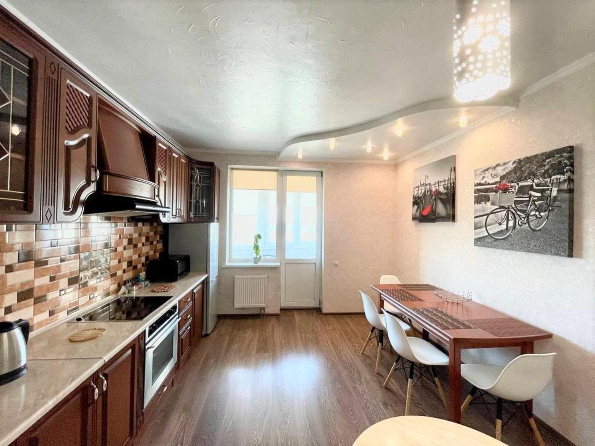 Luxcityapart On Olievskaya Kiev Ngoại thất bức ảnh