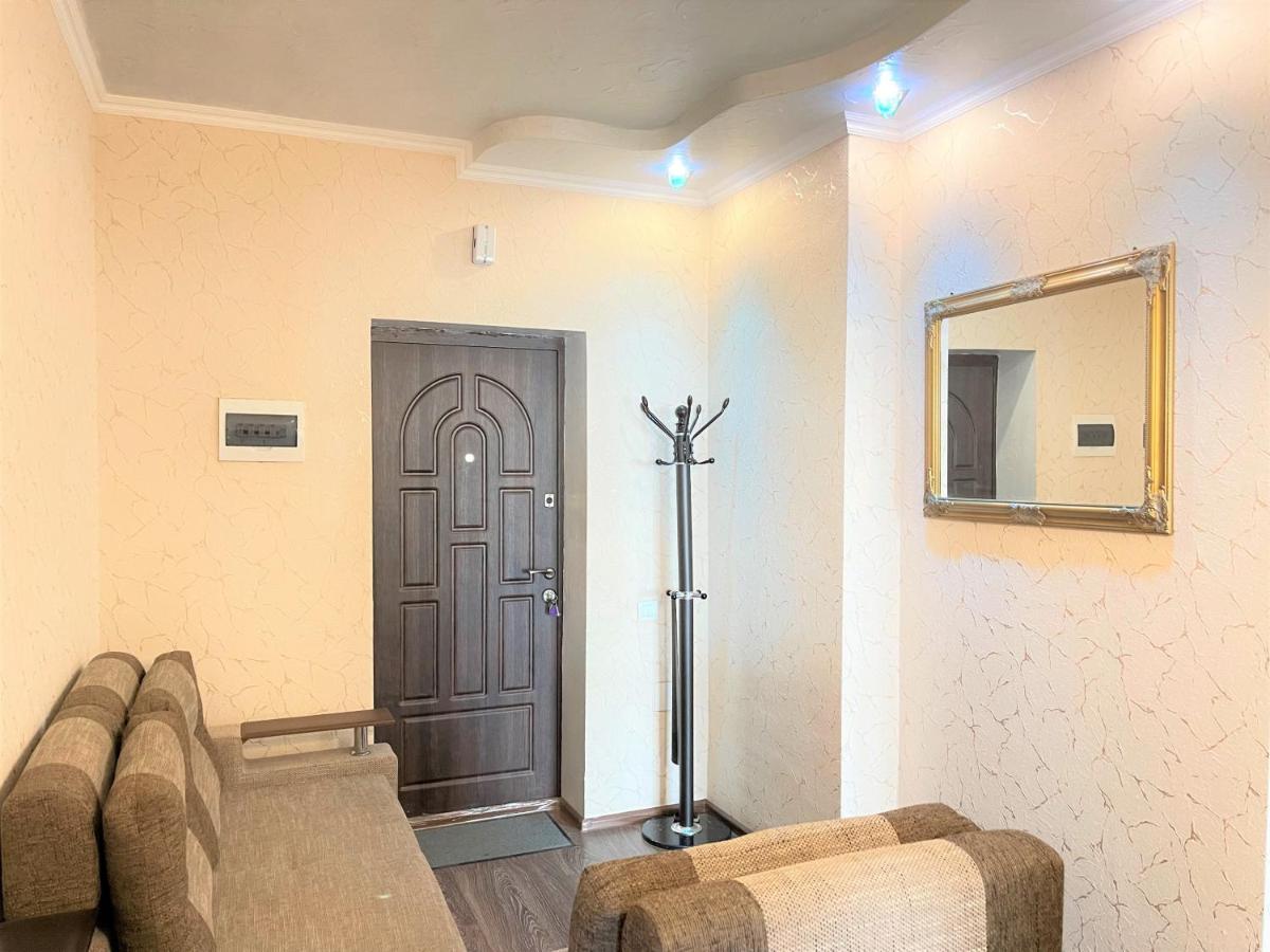 Luxcityapart On Olievskaya Kiev Ngoại thất bức ảnh